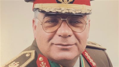 مصطفى ثابت ينعي اللواء أركان حرب سمير حسني والد الدكتورة رشا سمير