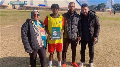 دكرنس يواصل تدعيماته الشتوية بضم لاعبين أفارقة