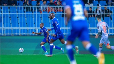 في مفاجأة مدوية.. الهلال يسقط أمام الفيحاء ويودع كأس السوبر السعودي