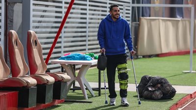 كريم فؤاد يبدأ جلسات العلاج الطبيعي بعد جراحة الرباط الصليبي