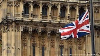 محكمة بريطانية تدين طالبًا أجنبيًا بـ 