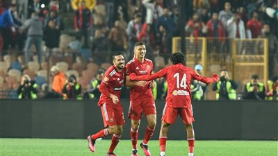 عاجل.. بعد ضم قندوسي - الأهلي يقترب من التعاقد مع ماكينة الأهداف 