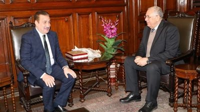وزير الزراعة ومحافظ المنوفية يبحثان تسهيل إجراءات تخصيص أراضي للمشروعات التنموية وحياة كريمة 