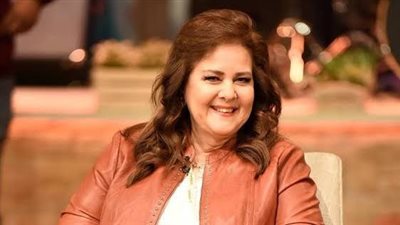 دلال عبد العزيز مطلوبة على منصة شاهد