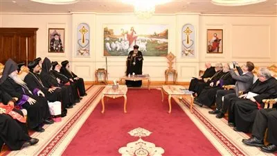 البابا تواضروس يستقبل لجنة 