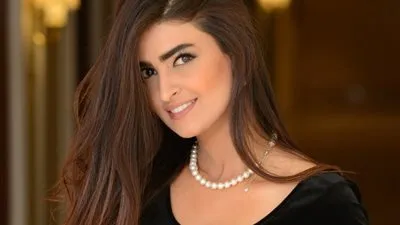 بعد انجابها مولودها الأول.. من هي المذيعة علا الفارس؟