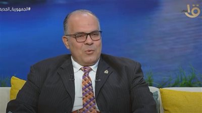 الثقافة: الكتاب في نفس أولويات الأكل والشرب لدى المصريين (فيديو)