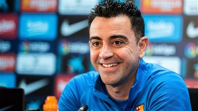 عاجل.. تصريح مفاجىء من تشافي بشأن المنافسة مع ريال مدريد