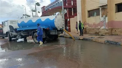 محافظ الإسكندرية يرفع درجة الاستعداد والطوارئ لمواجهة الأمطار