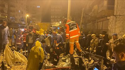 إحصاء مؤقت لما يحدث حتى الأن بتركيا وتوابع زلزال فجر اليوم