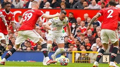 القنوات المجانية الناقلة لمباراة مانشستر يونايتد وليدز اليوم في الدوري الإنجليزي