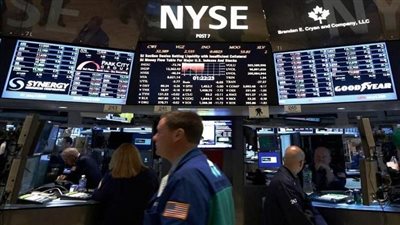 تراجع مؤشرات الأسهم الأميركية الرئيسية وسط مخاوف من سعر الفائدة