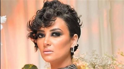 خروج ياسمين غيث من غرفة العمليات بعد خضوعها لجراحة لإزالة ورم سرطاني ونقلها للعناية المركزة 