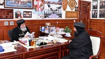 البابا تواضروس يستقبل الأنبا إيلاريون