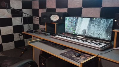 ضبط مالك مكتب واستوديو تصوير سينمائي بالجيزة دون ترخيص