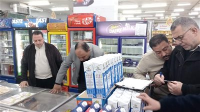 تفاصيل حملة تموينية تحرر محاضر بالجملة وتتحفظ علي 4 أطنان دقيق