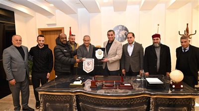 قائد الجيش الليبي يلتقي وفد بعثة الزمالك في ليبيا