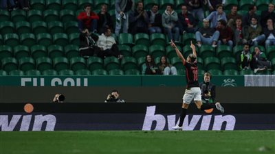 عاشور يسجل هدفًا عالميًا.. ميتييلاند يتعادل أمام سبورتنج لشبونة في الدوري الأوروبي 