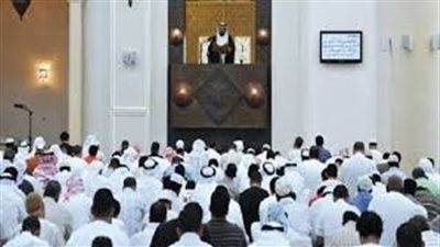 تعرف على حكم صلاة الجمعة وأحكام الصلاة للرجال والنساء 