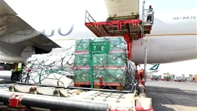 مشرف مركز الملك سلمان للإغاثة يؤكد وصول الطائرة الإغاثية الحادية عشرة لتركيا