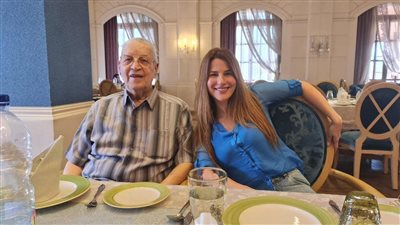 اليوم.. عزاء والد الفنانة إيناس كامل 