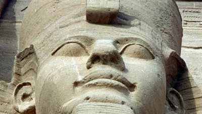 عالم مصريات يرد بقوة على ادعاءات بريطاني بشأن الملك رمسيس الثاني