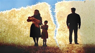 الأمهات المعيلات: الرجال يفتقرون عند الطلاق (فيديو)