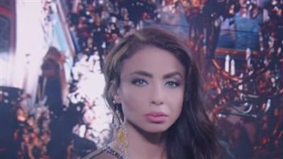 دوللي شاهين تطرح أحدث أغانيها فيديو كليب 