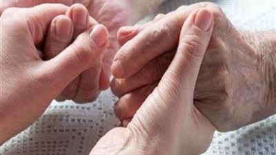 التضامن توضح أهم الخدمات المقدمة لكبار السن وشروط العمل كرفيق (فيديو)