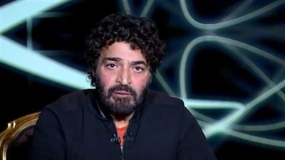 وصول حميد الشاعري إلى الرياض لحضور احتفالية 80 عام هاني شنودة