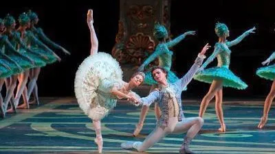 باليه موسكو ونجوم البولشوي والمارينسكي فى الجمال النائم على المسرح الكبير