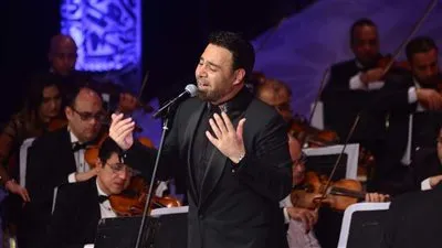 عاصي الحلاني يشعل أجواء مدينة كولن الألمانية بحفل غنائي كبير