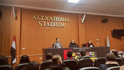 عامر حسين يجتمع بفريق المتطوعين بـ مجموعة الإسكندرية لبطولة الأمم الأفريقية للشباب