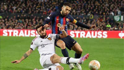 منافسة شرسة بين مانشستر يونايتد وبرشلونة على التأهل لدور الـ16 بالدوري الأوروبي