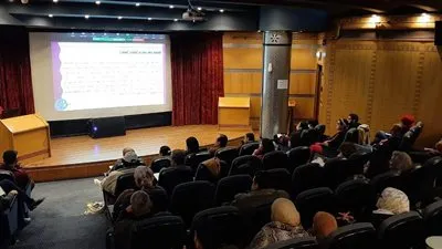 تصفيق حاد للراحل محمود المليجي بعد أكثر من نصف قرن من تصوير فيلم الأرض