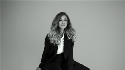 هند عبد الحليم تُغنّي أغنية 