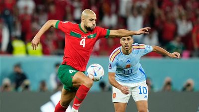 عاجل.. فريق مفاجئ ينافس برشلونة على ضم سفيان أمرابط