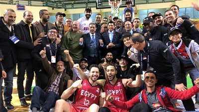 بعد غياب 9 سنوات.. وزير الرياضة يهنىء لاعبي منتخب مصر بالتأهل إلى كأس العالم لكرة السلة