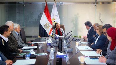 وزيرة البيئة تترأس الاجنماع السادس لمجلس إدارة جهاز تنظيم إدارة المخلفات