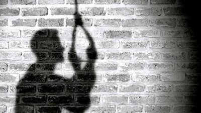 أزمة نفسية.. التحقيق في تخلص شاب من حياته شنقًا داخل منزله في الوراق