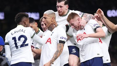 توتنهام ينضم لسباق التعاقد مع نجم برشلونة