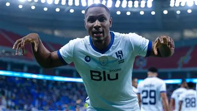 عاجل.. إيجالو يسجل هدف الهلال الثاني في شباك الدحيل 