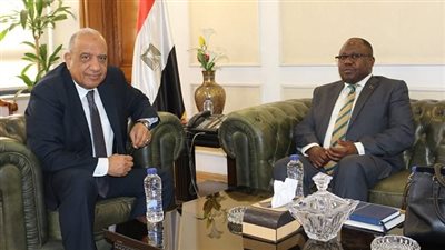 وزير قطاع الأعمال العام يستقبل سفير زامبيا بالقاهرة لبحث تعزيز التعاون الاقتصادي وفتح أسواق جديدة