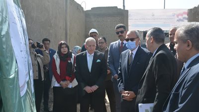 محافظ القليوبية يبحث تطوير منطقة العكرشة الصناعية بالخانكة