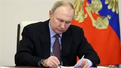 بوتين يوقع قانونا يعلق مشاركة روسيا في معاهدة 