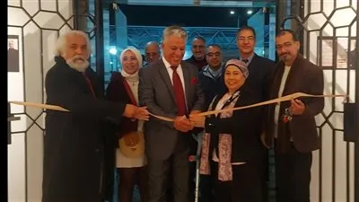 'مراحل محسن سري الفنية' في معرض بثقافة بورسعيد