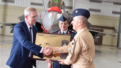 القوات الجوية تحتفل بتنفيذ 10 آلاف ساعة طيران للطائرات الرافال 