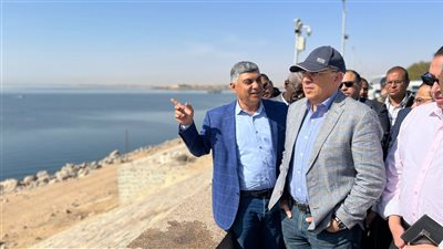 لهذا السبب.. وزير الري يتفقد منشآت السد العالي ومحطة الكهرباء