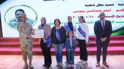 القوات المسلحة تنظم ندوتين تثقيفيتين بجامعة أسيوط و«تعليم القاهرة»