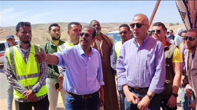 وزير الري يتفقد منتطقتي وادي النقرة ونصر النوبة بأسوان